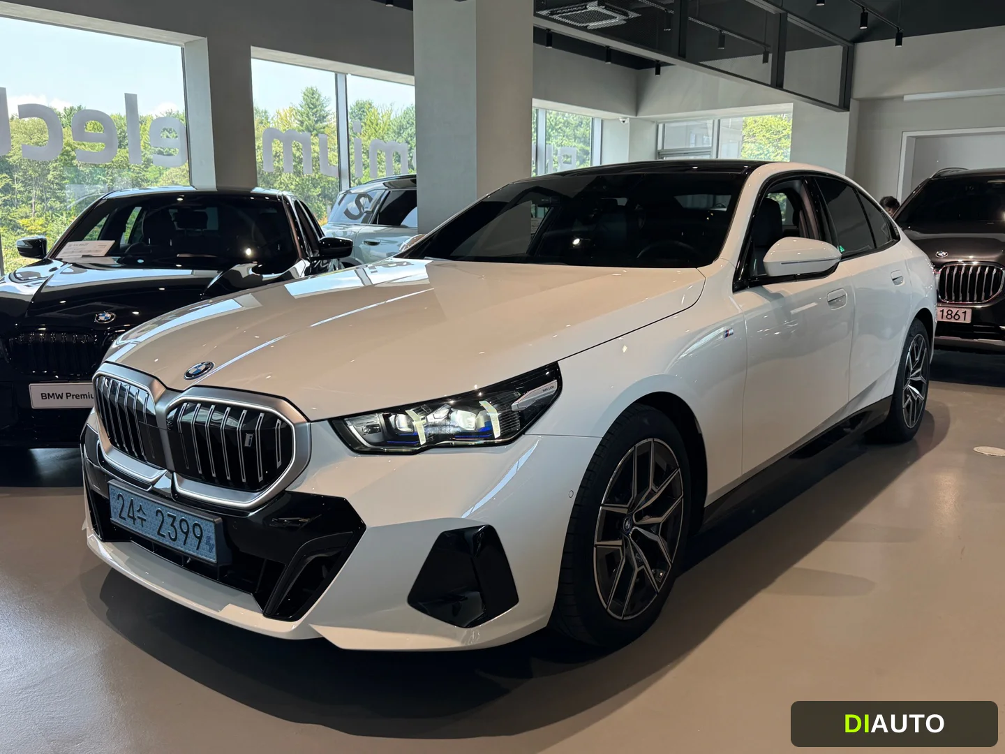 BMW i5