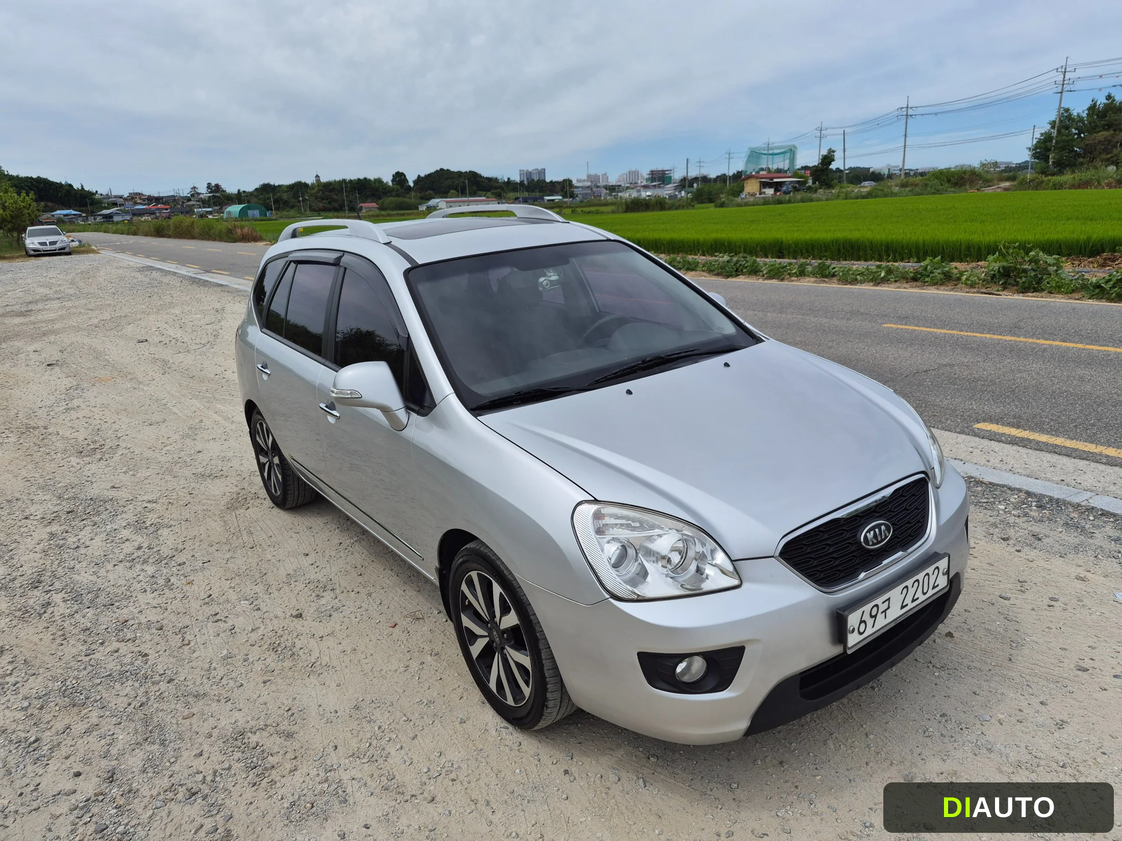 Kia Carens