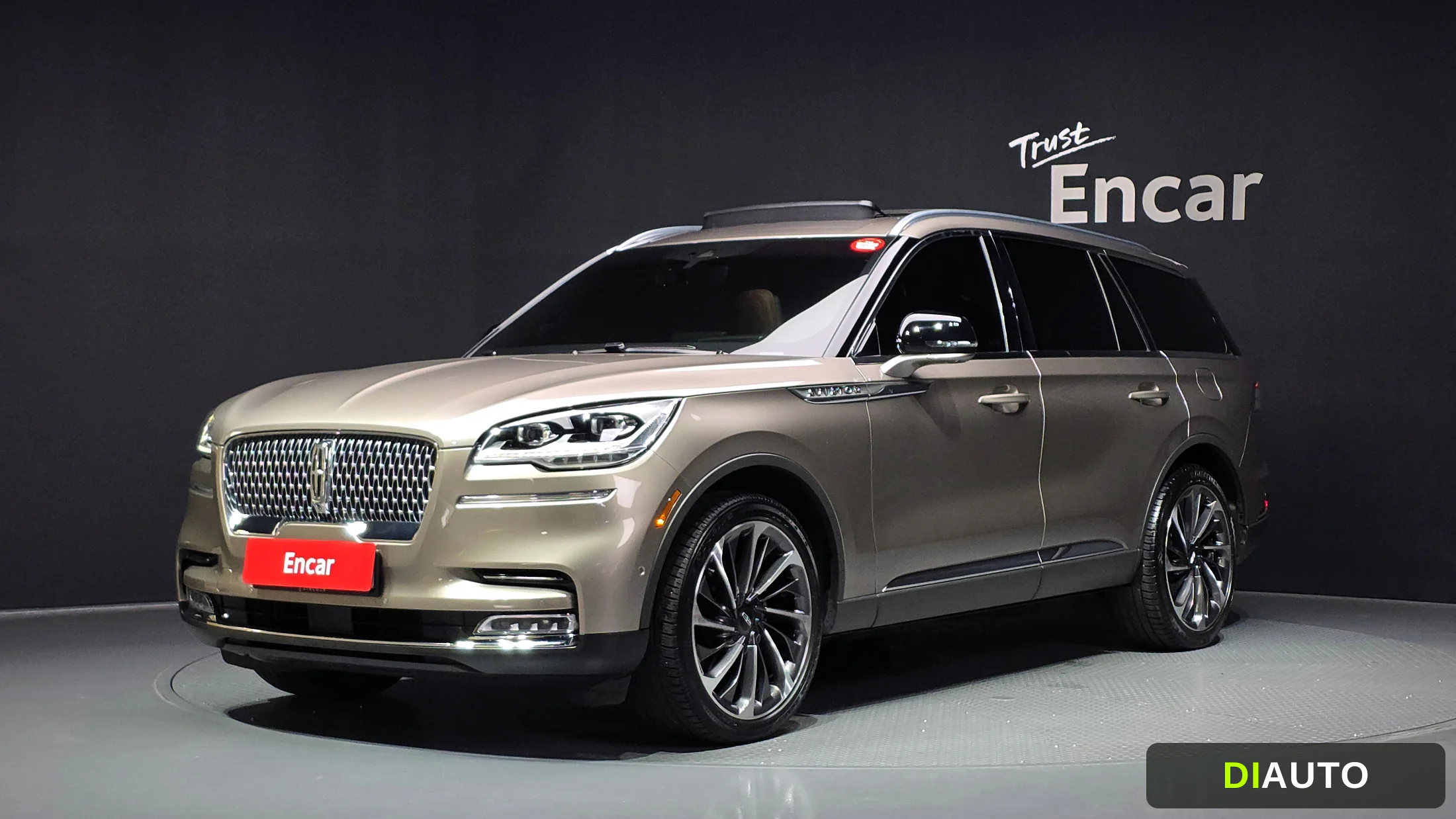 Lincoln Aviator