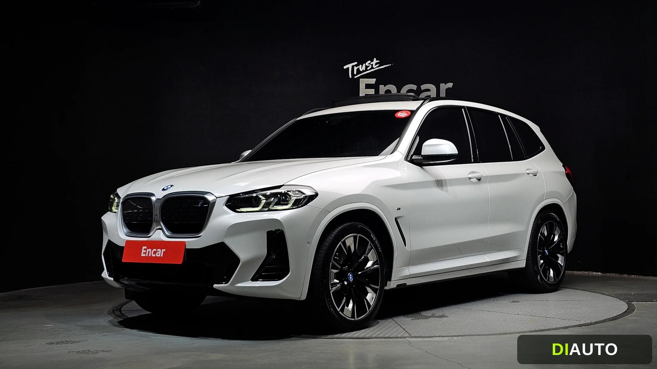 BMW iX3