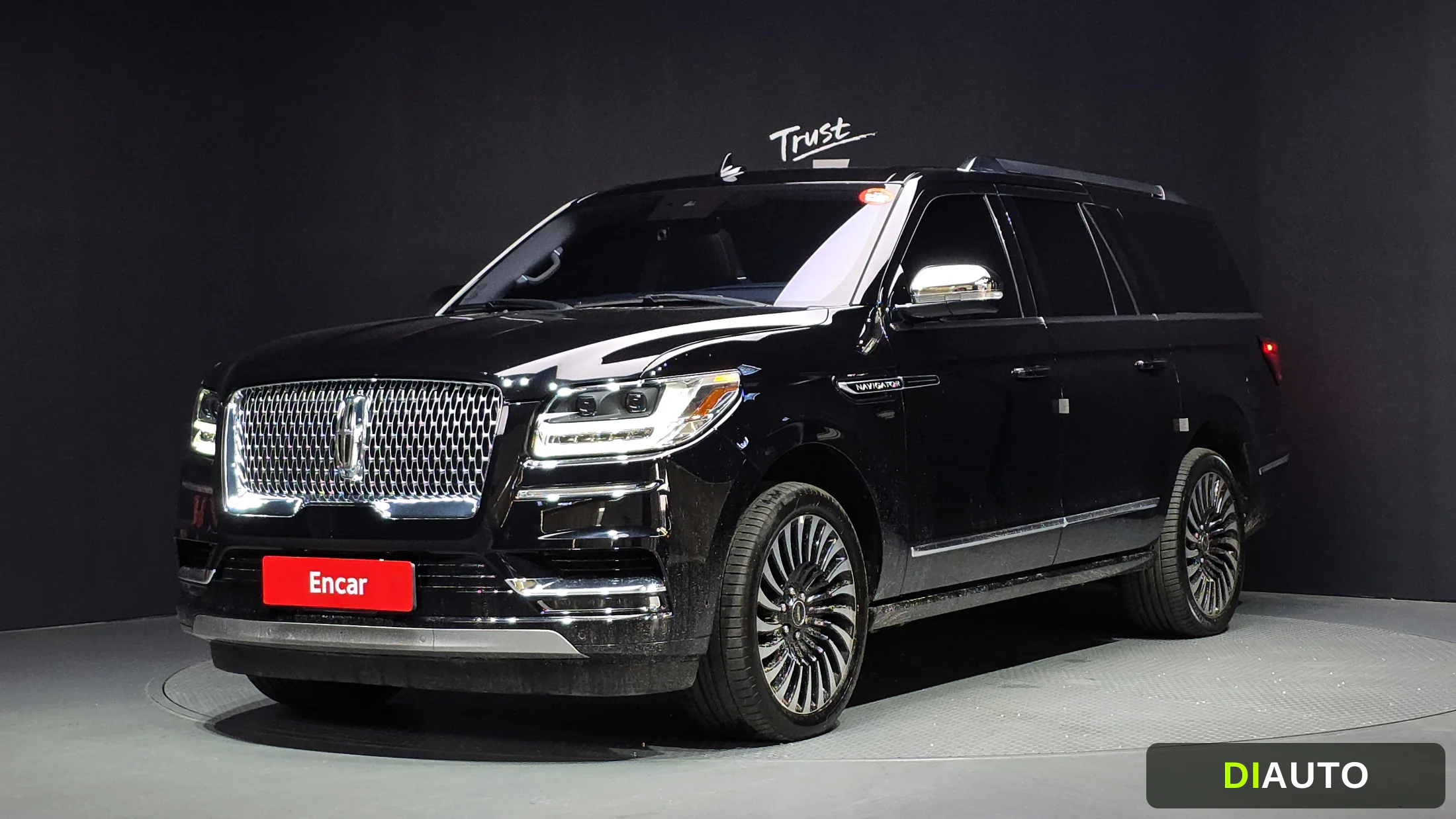 Lincoln Navigator