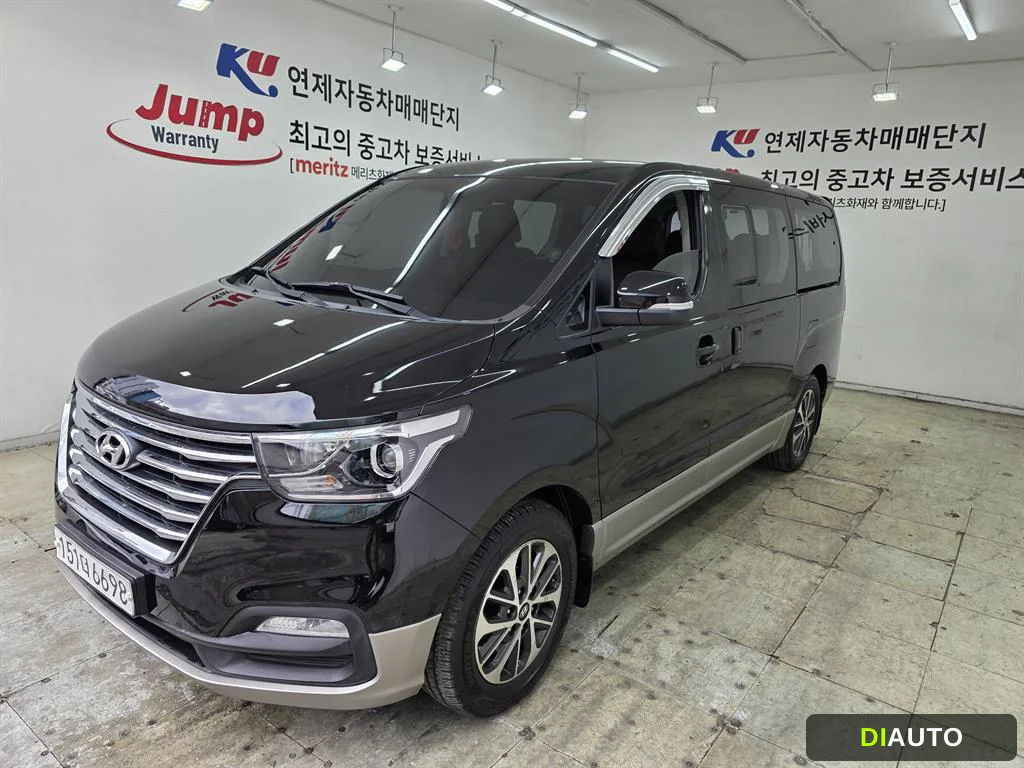 Hyundai Starex