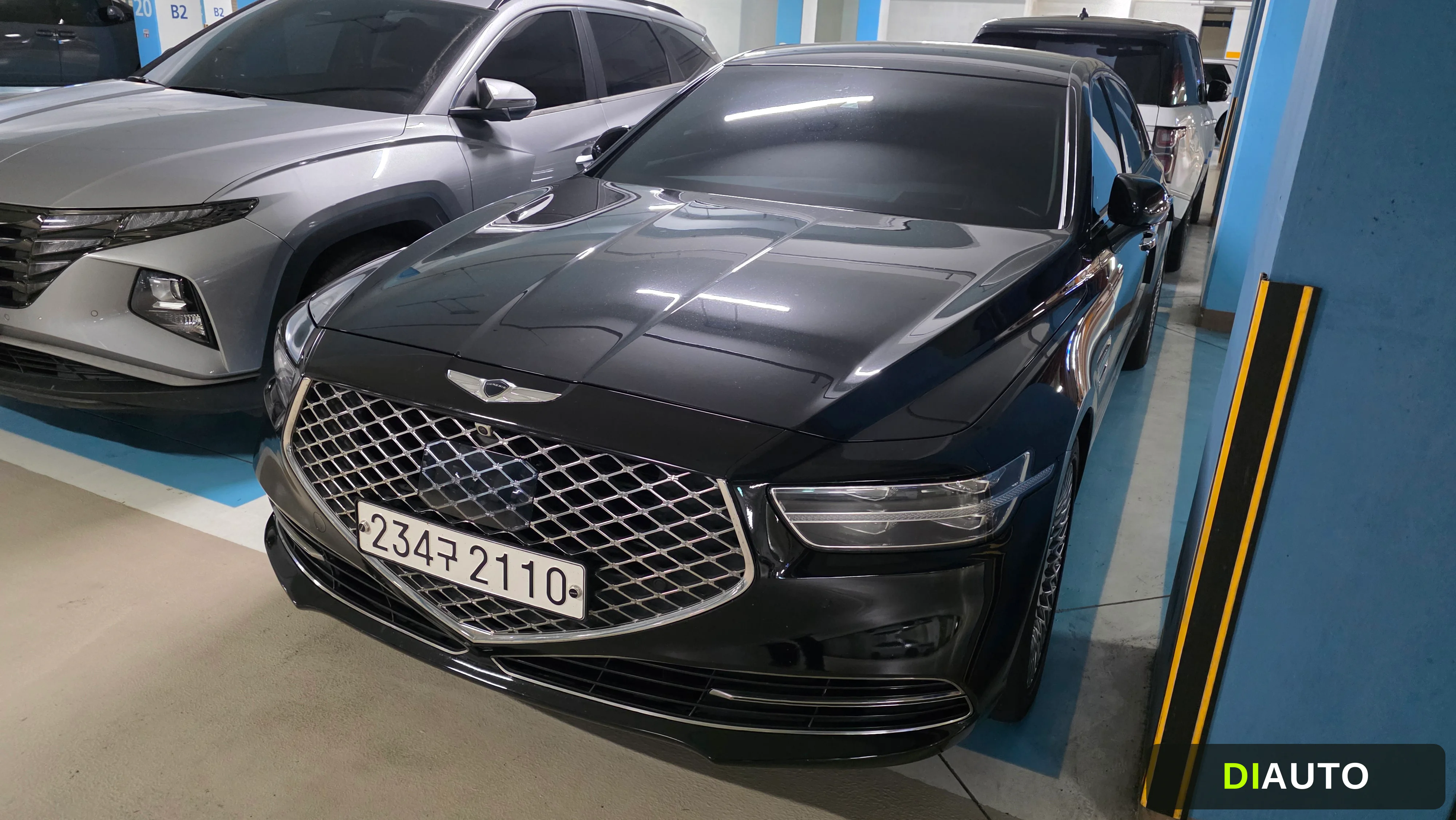 Genesis G90