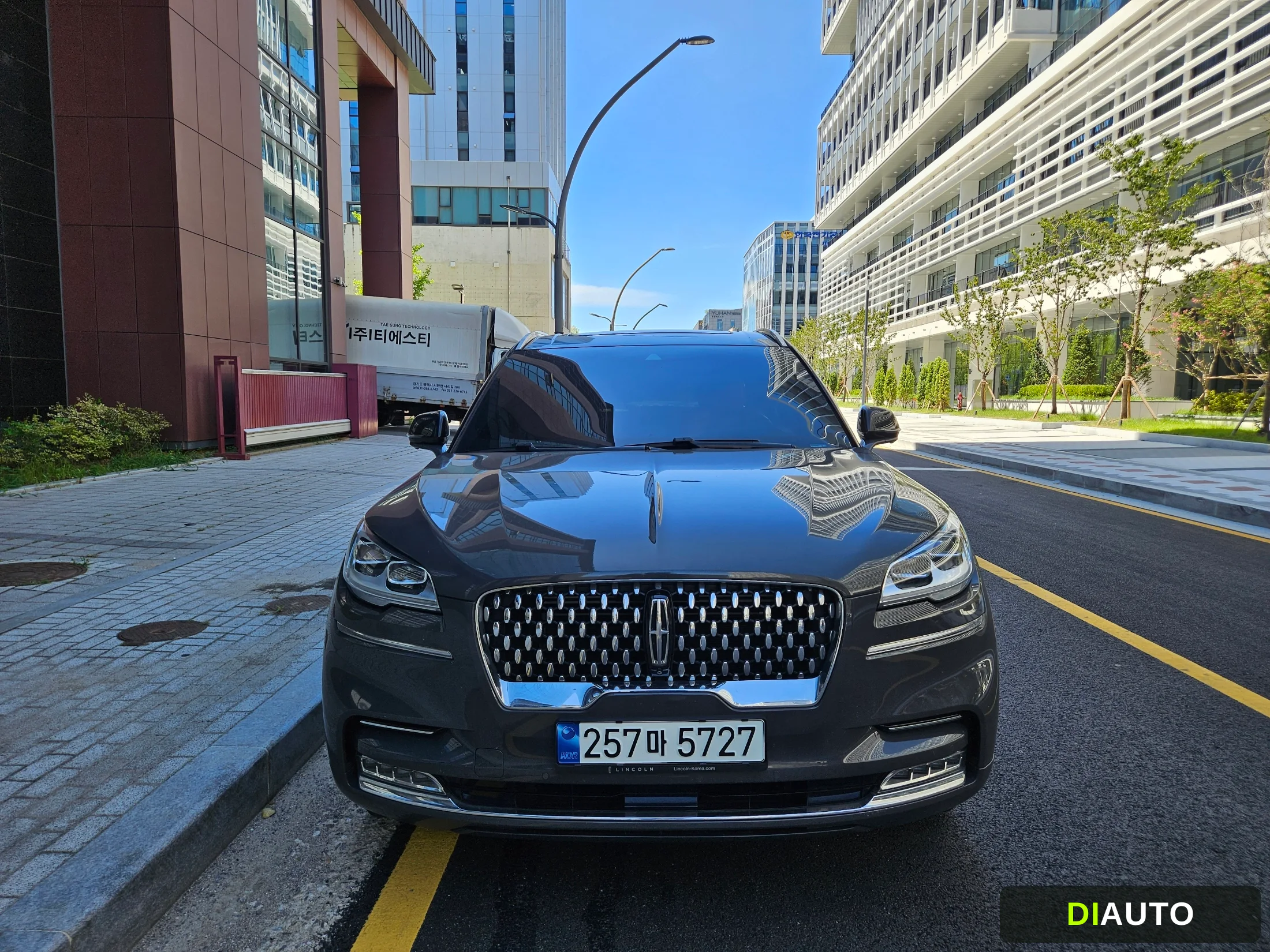 Lincoln Aviator
