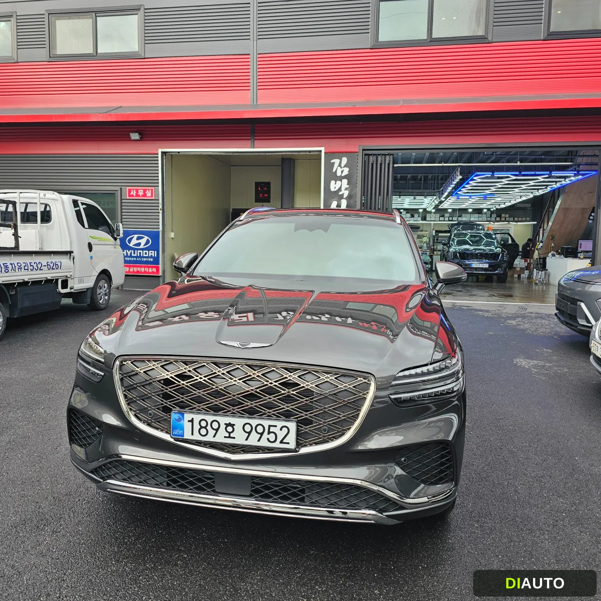 Genesis GV70