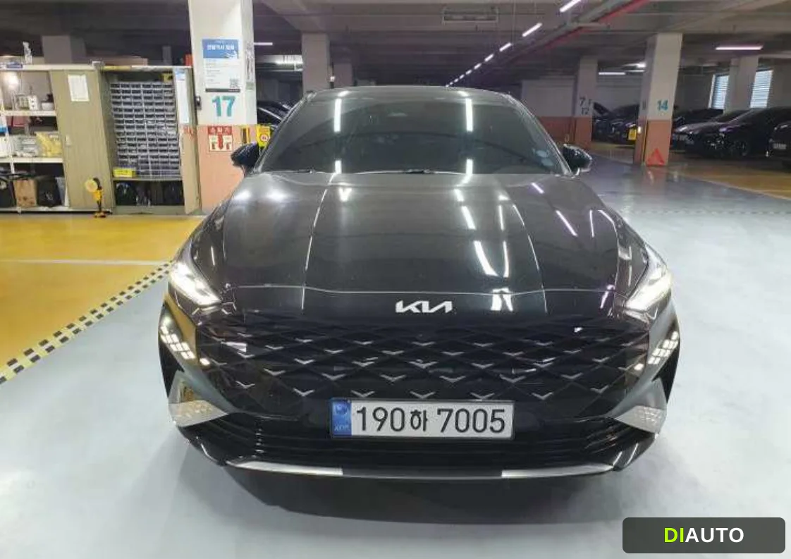 Kia K8