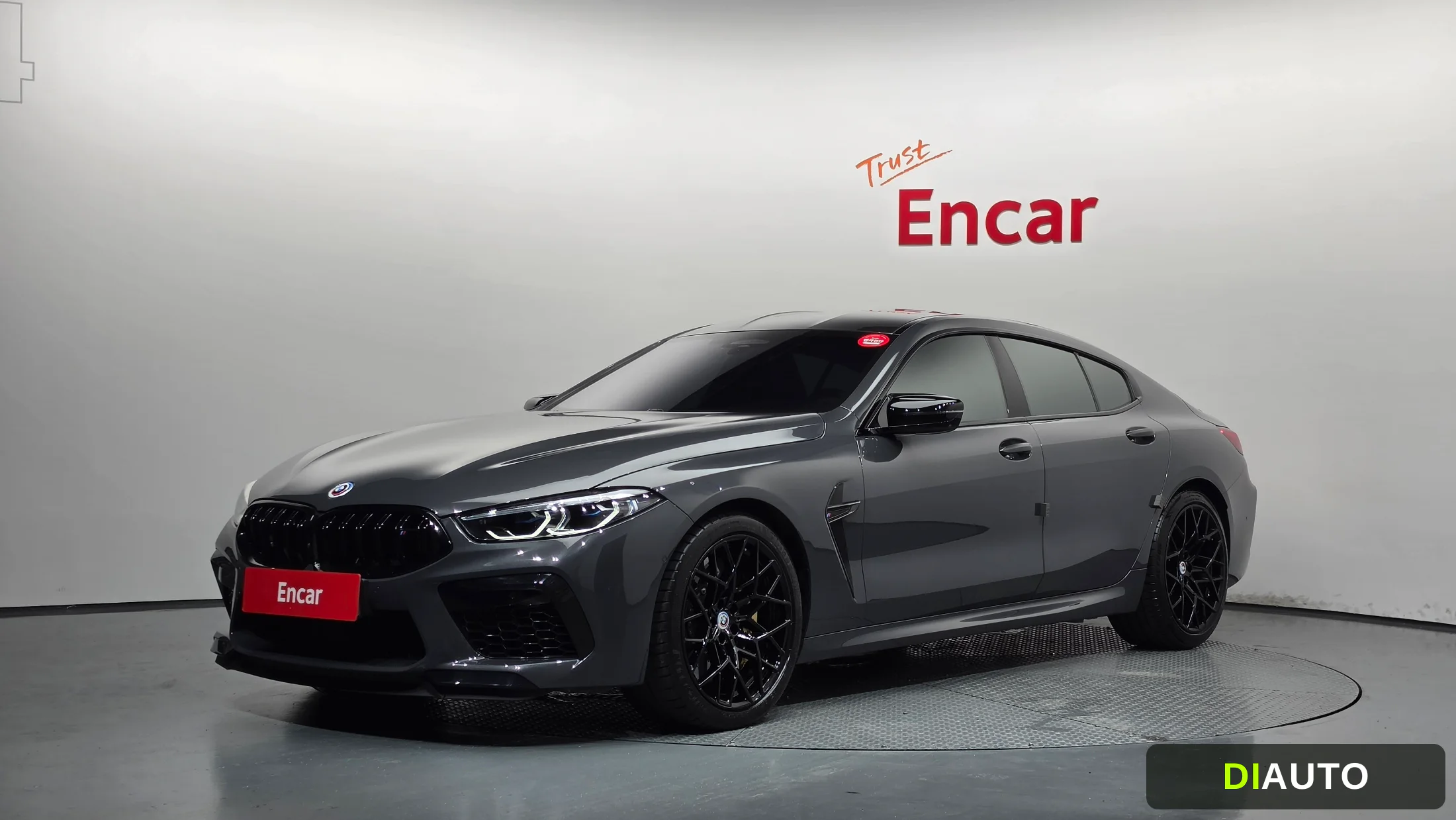 BMW M8