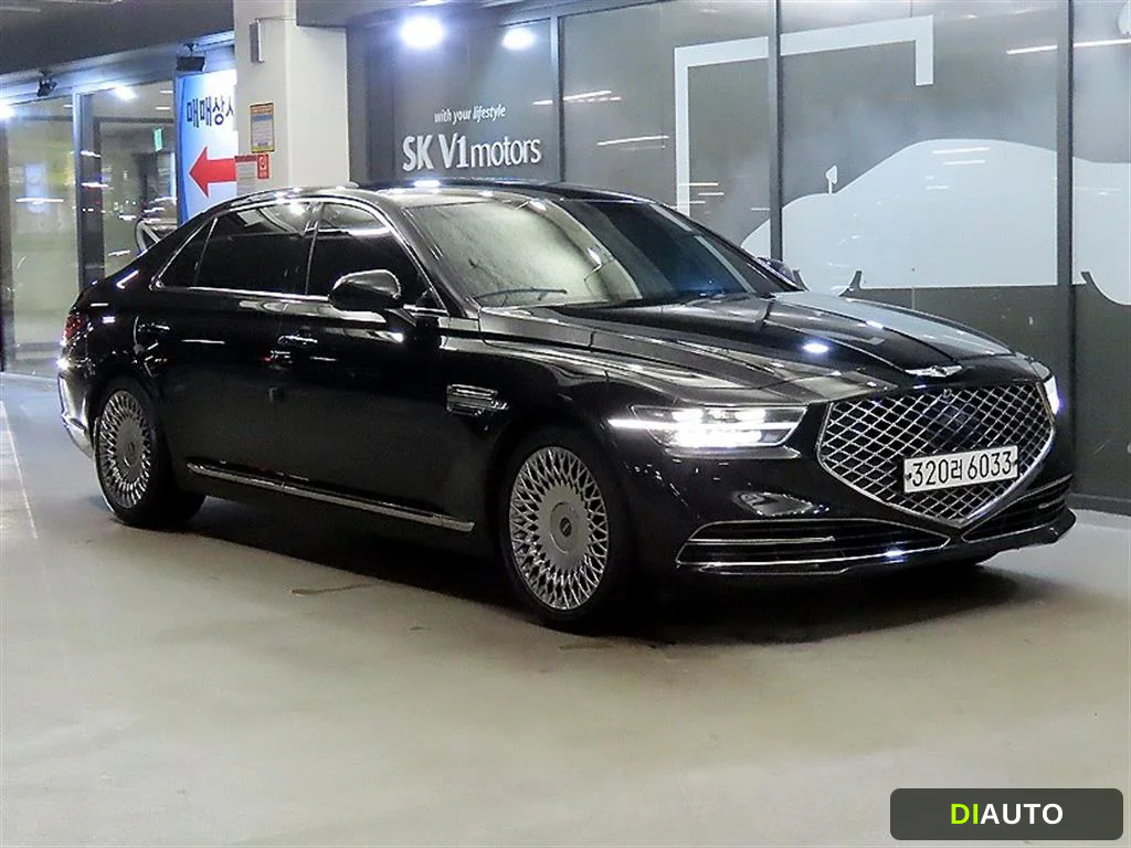 Genesis G90