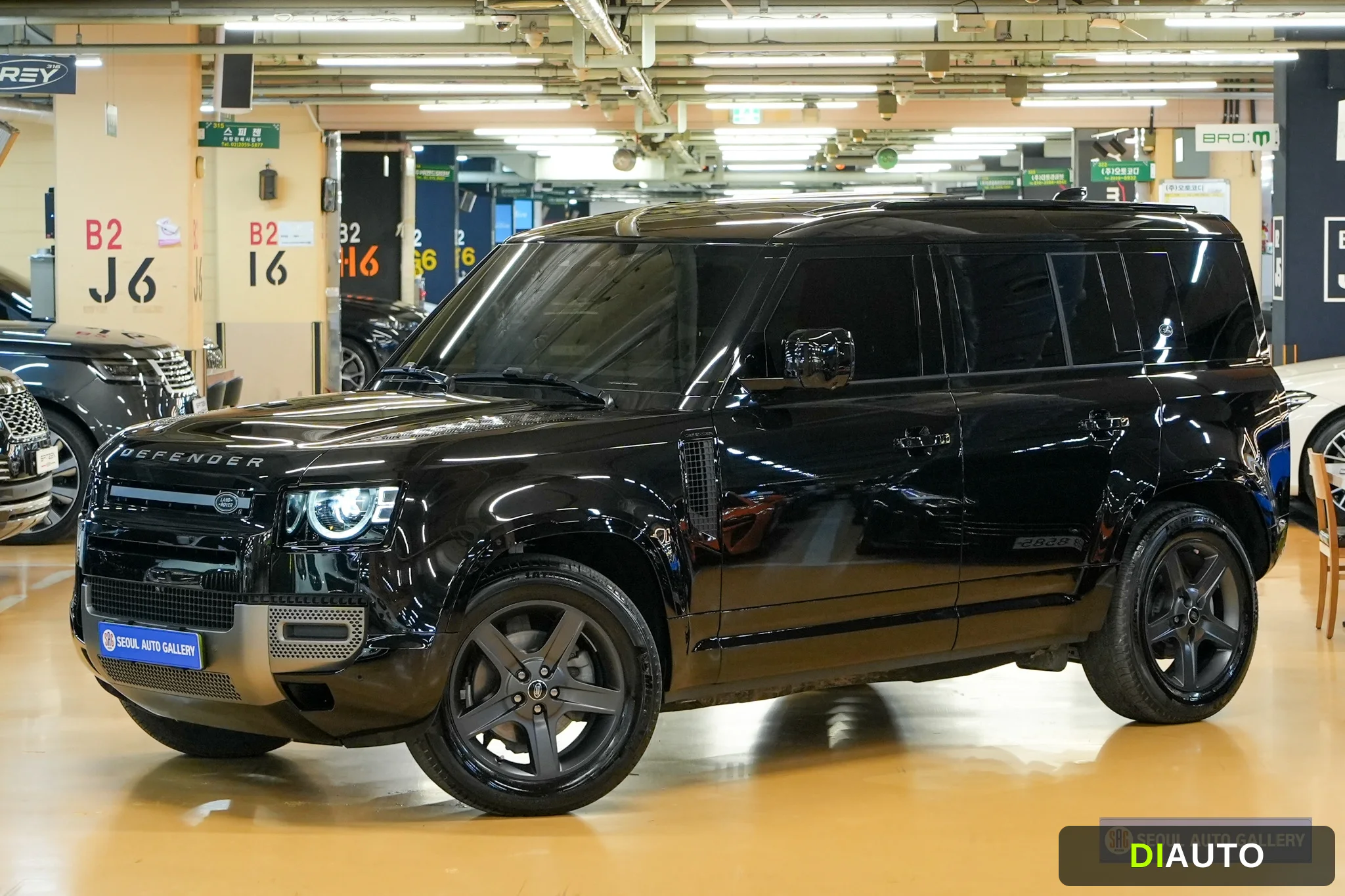 Land Rover Defender