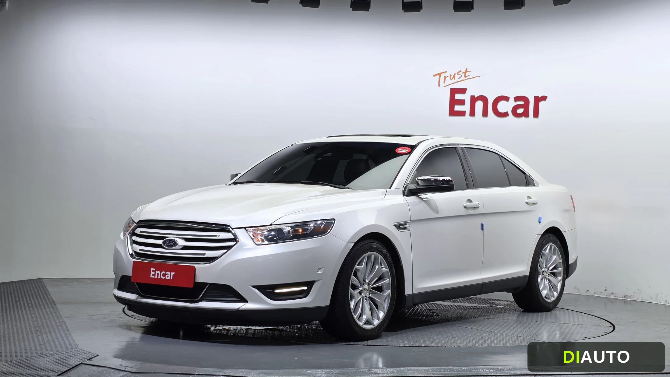 Ford Taurus