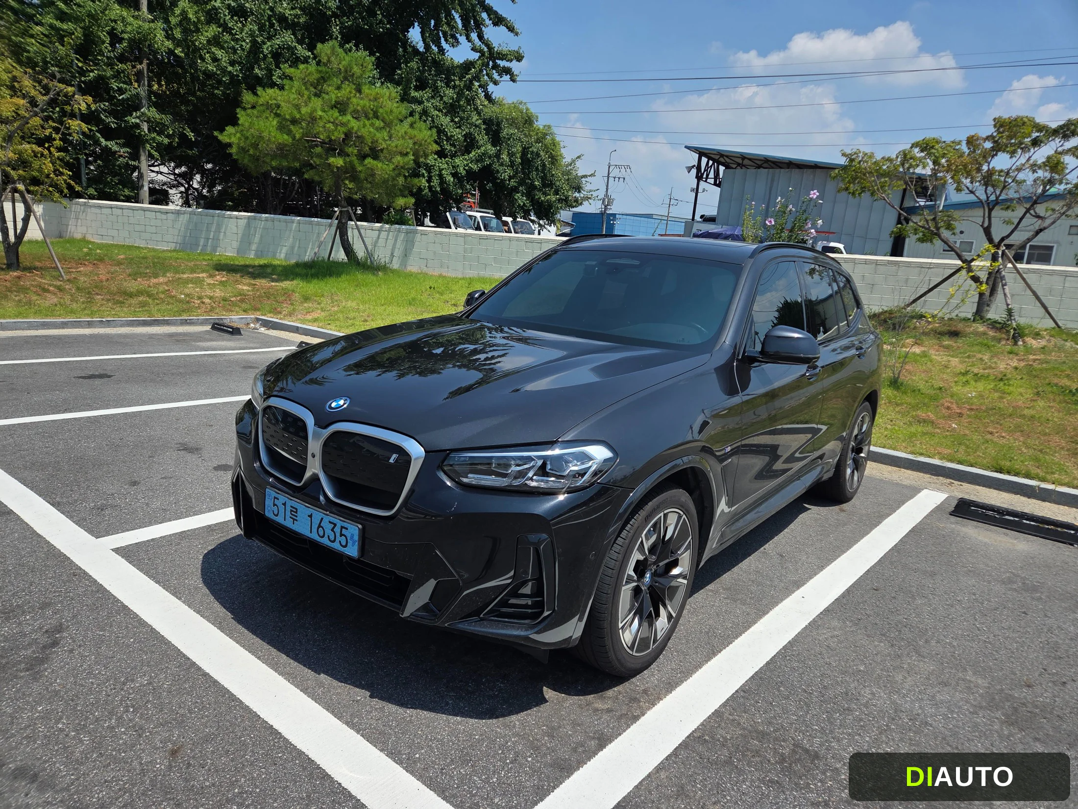 BMW iX3