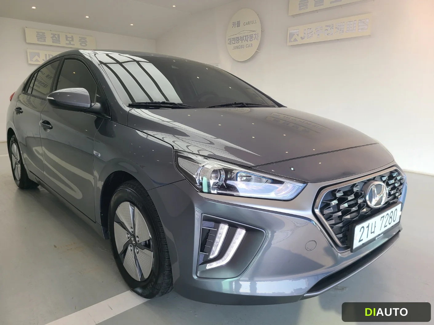 Hyundai Ioniq