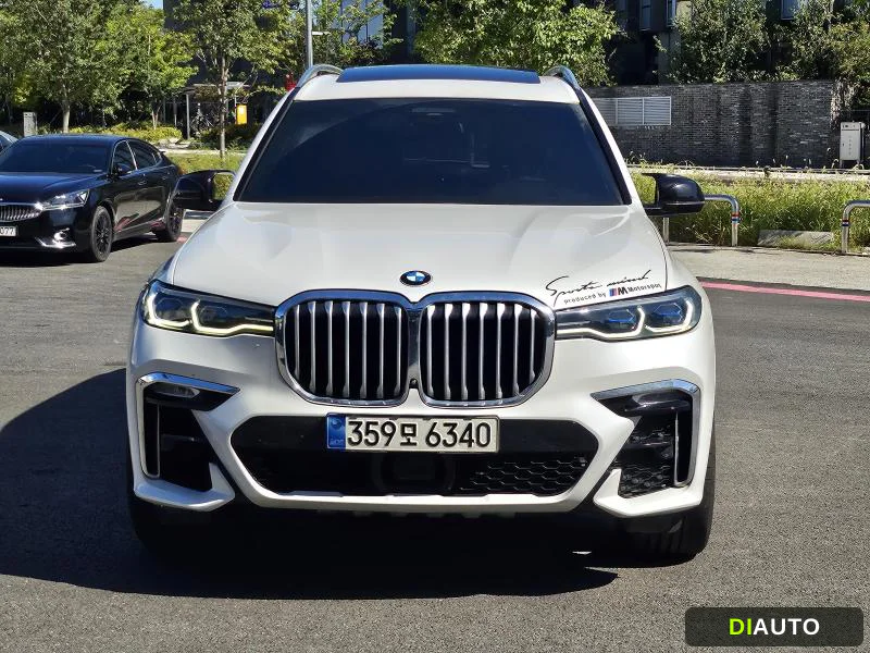 BMW X7
