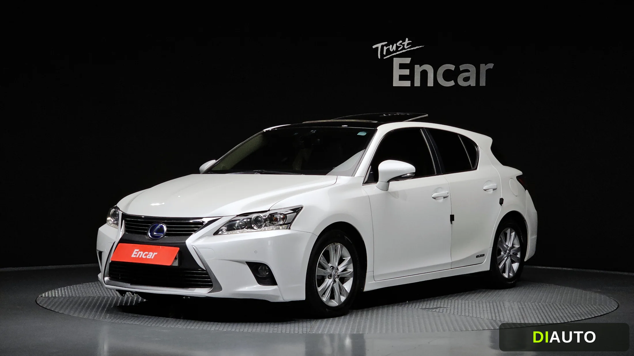 Lexus CT200h