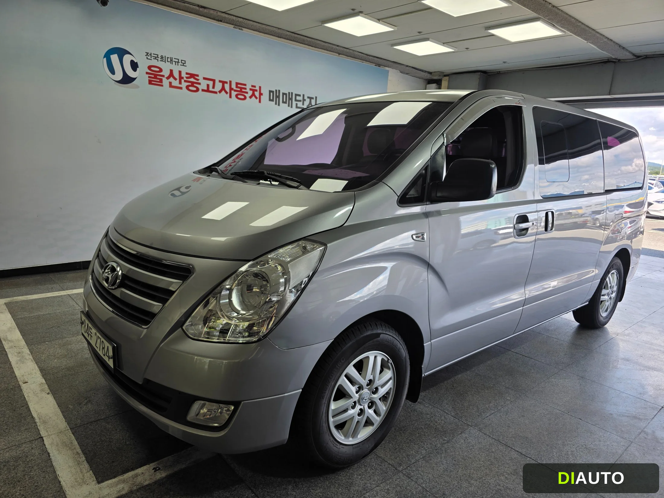 Hyundai Starex