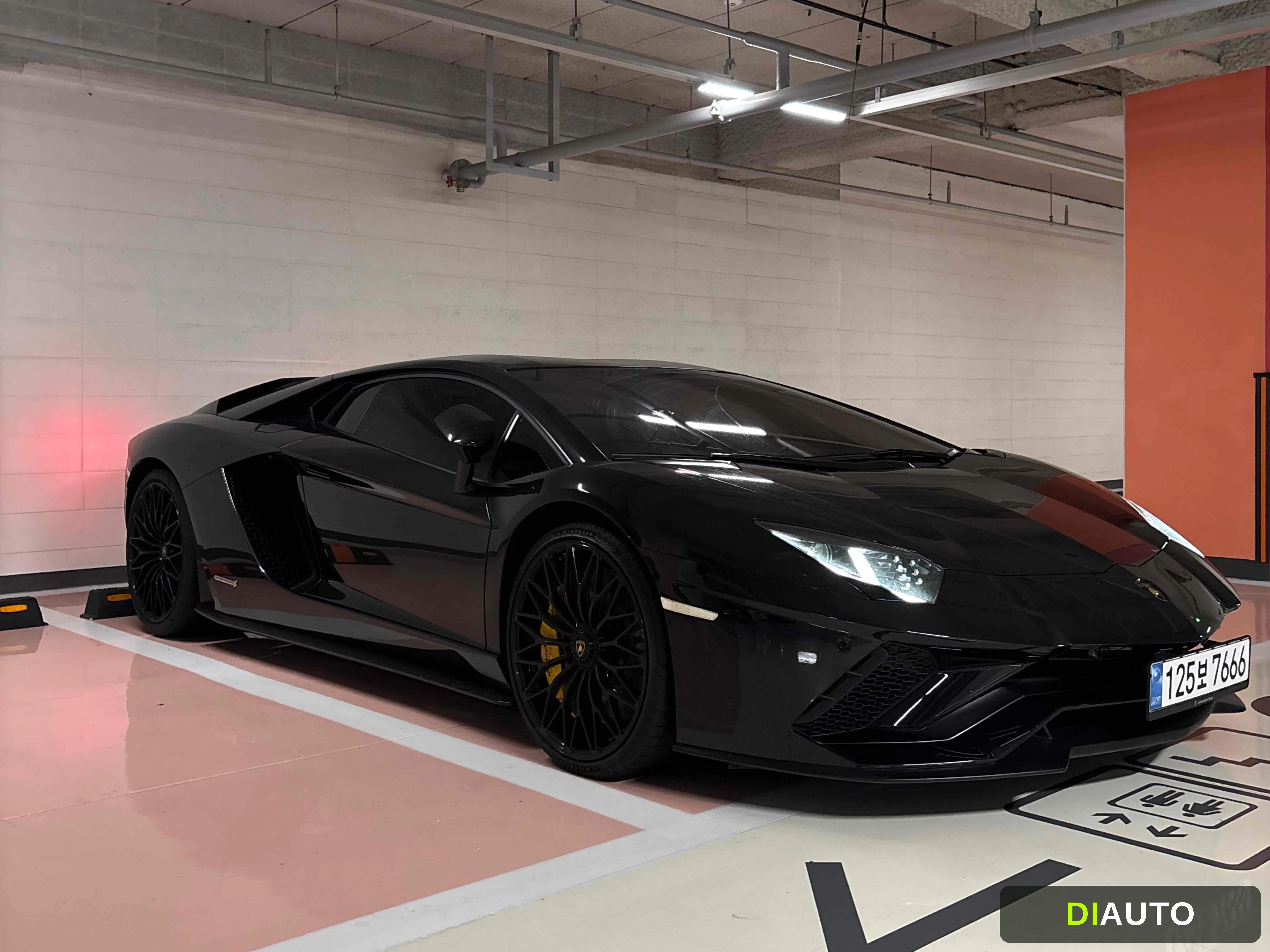 Lamborghini Aventador