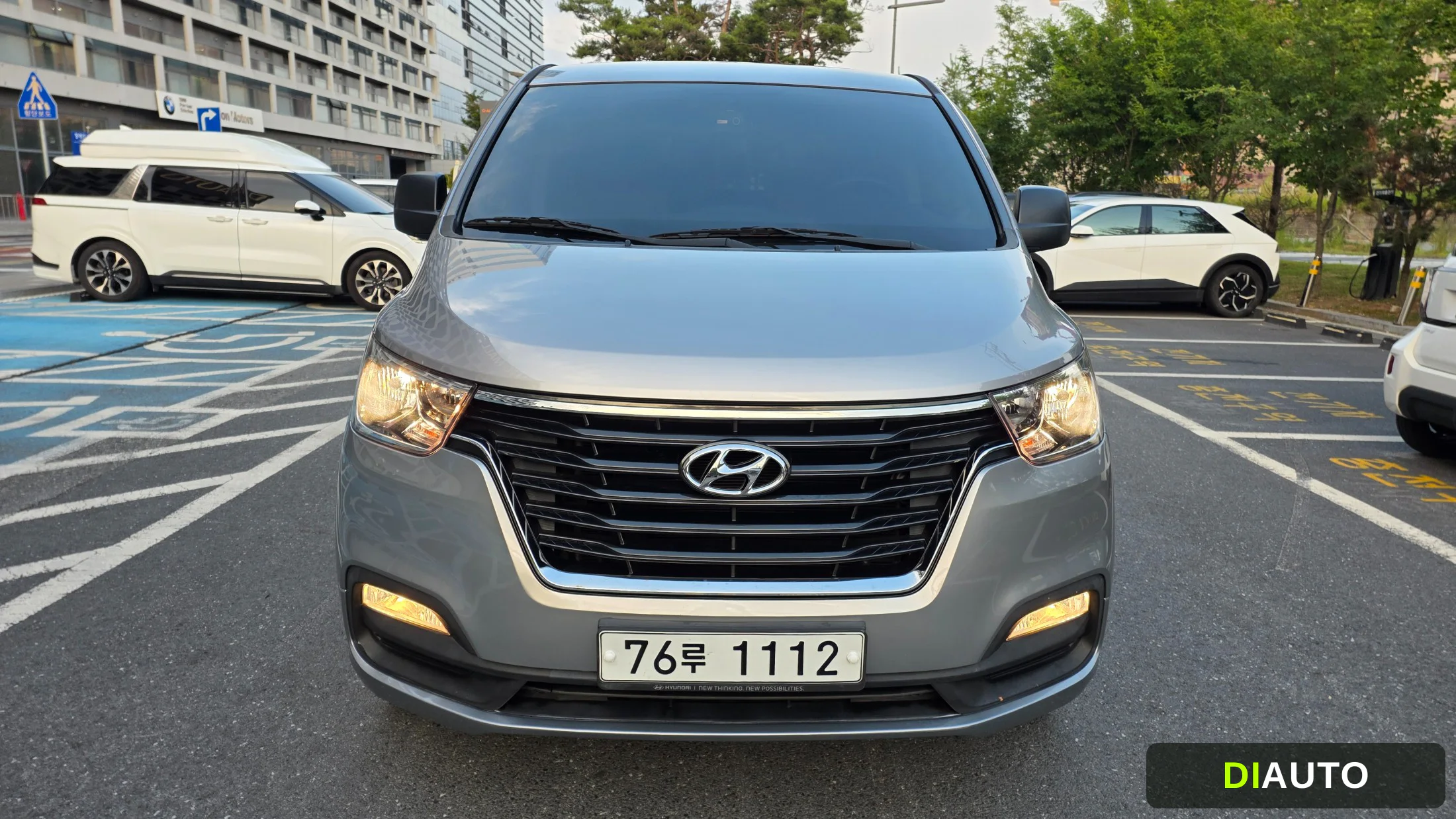 Hyundai Starex