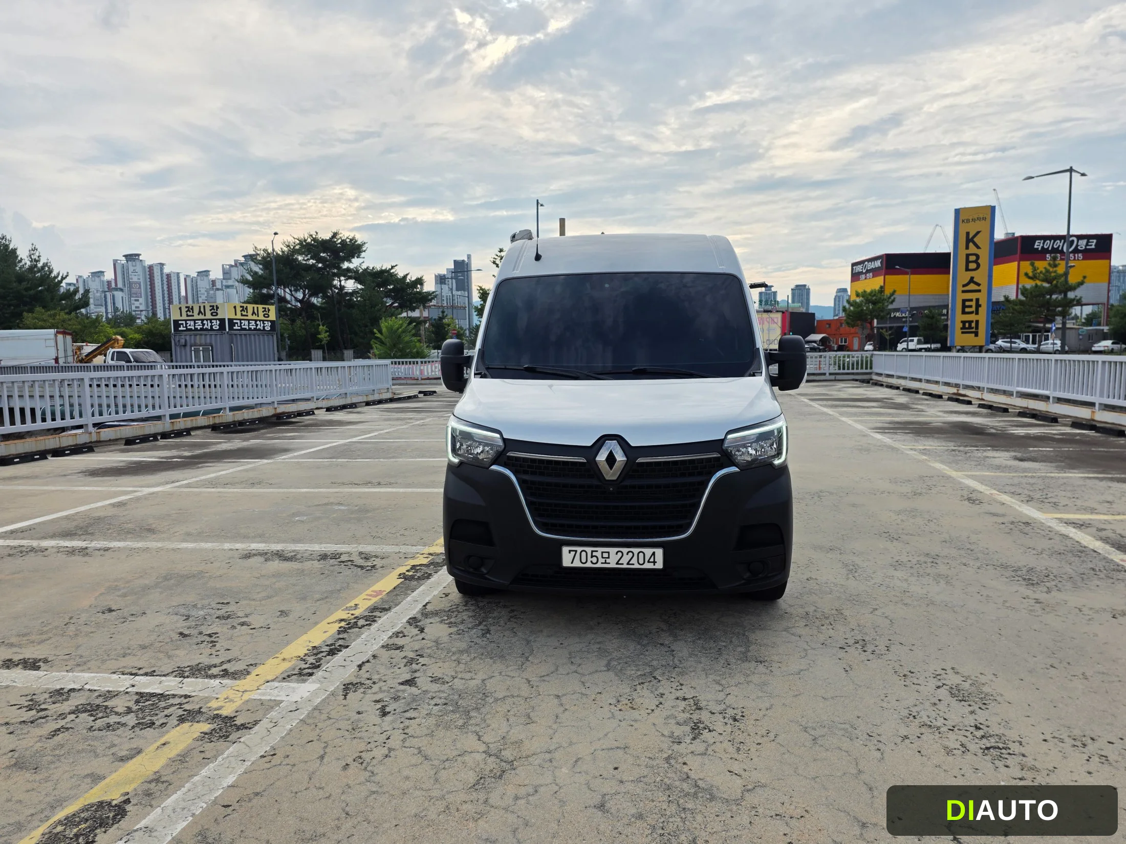 Renault-KoreaSamsung Master