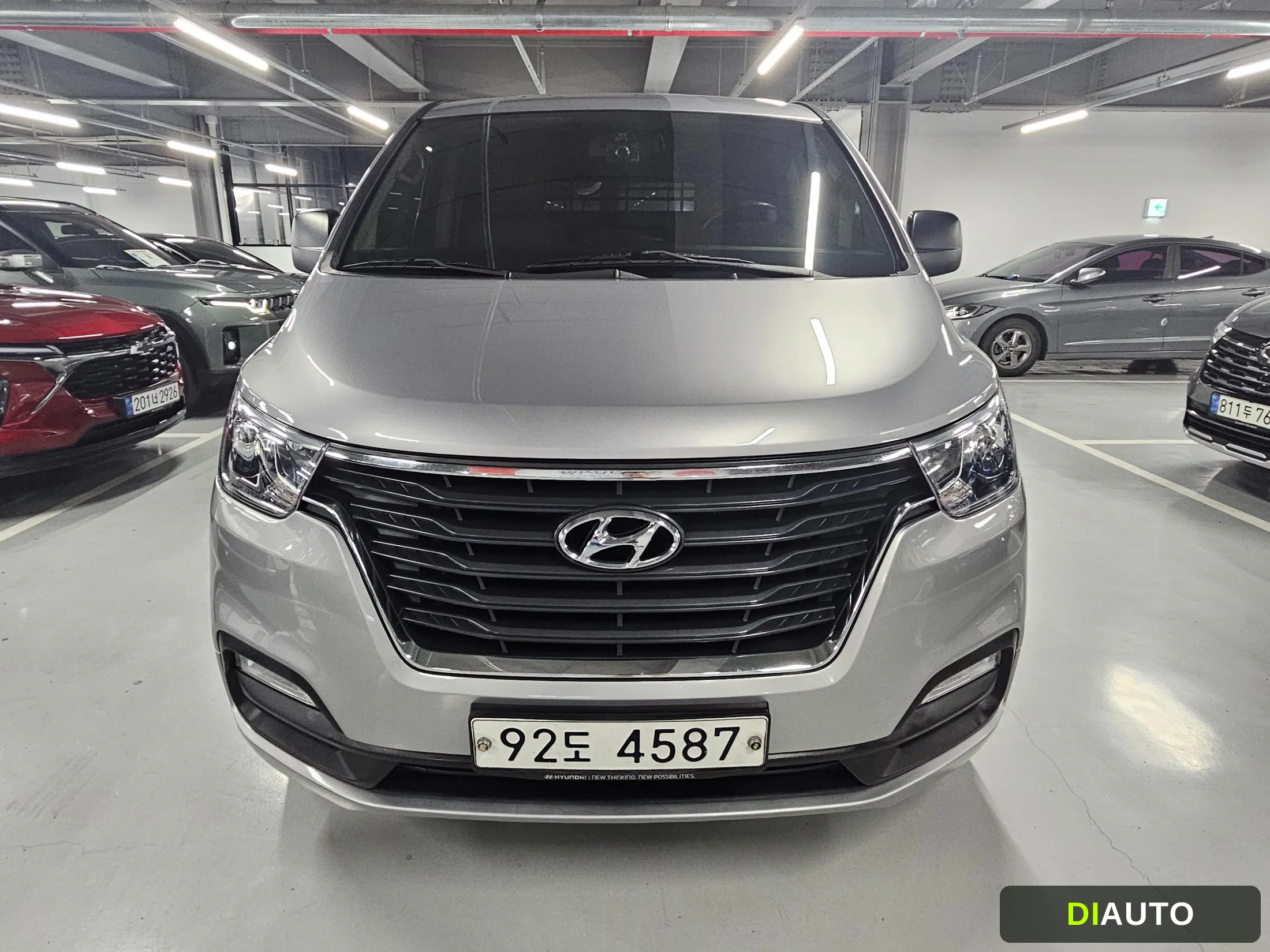 Hyundai Starex