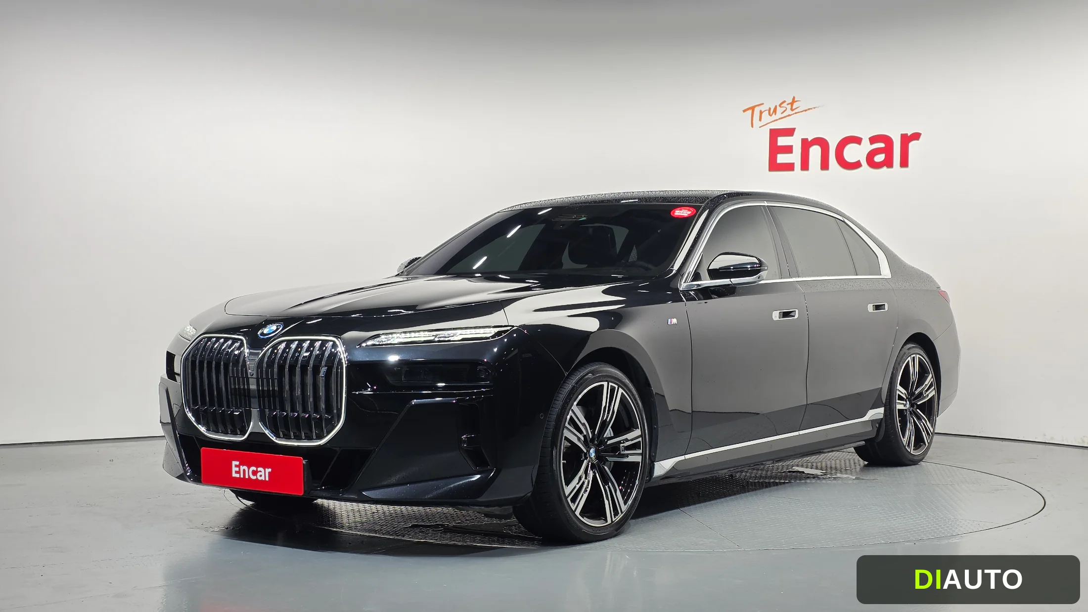 BMW i7