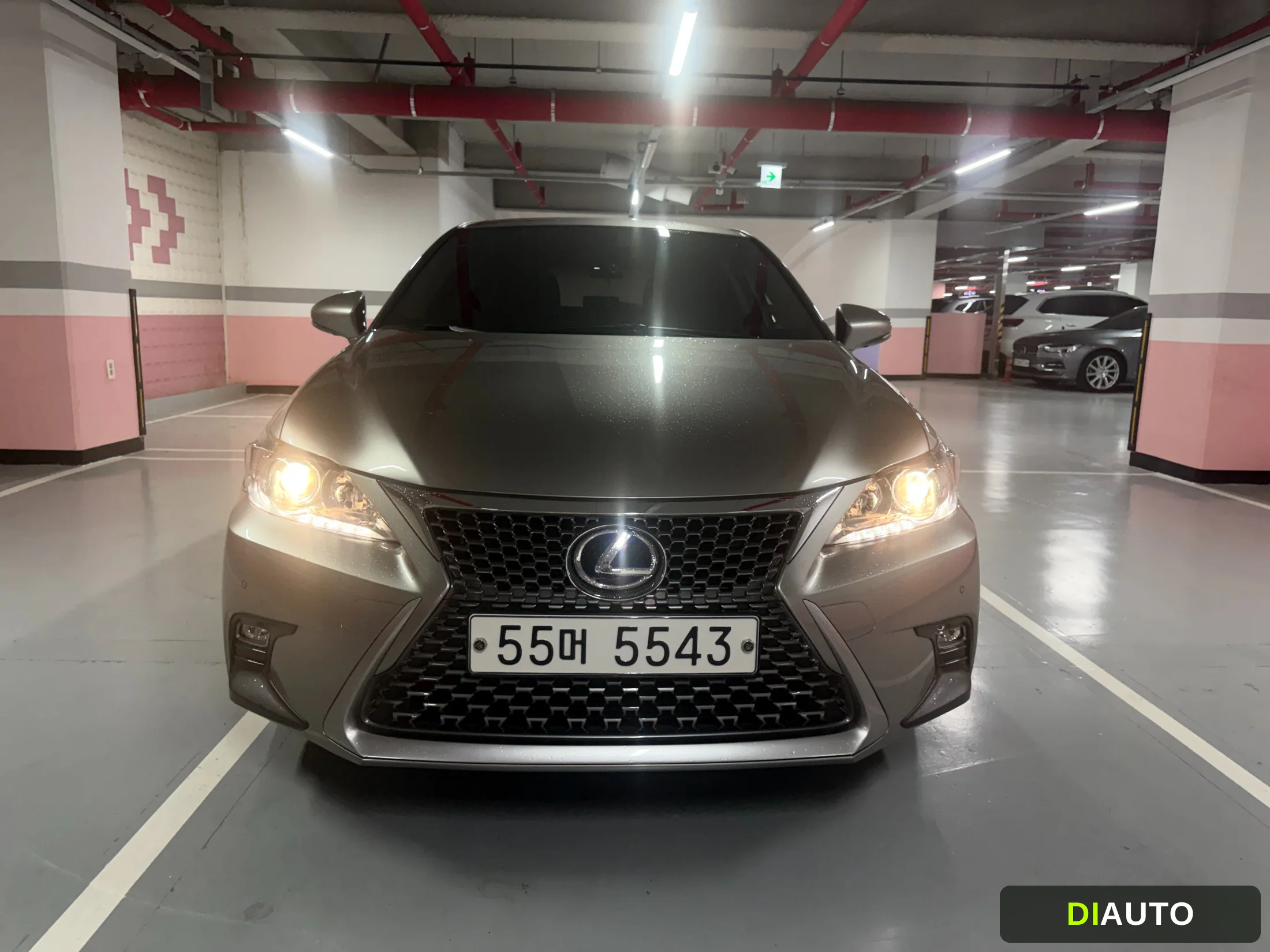 Lexus CT200h