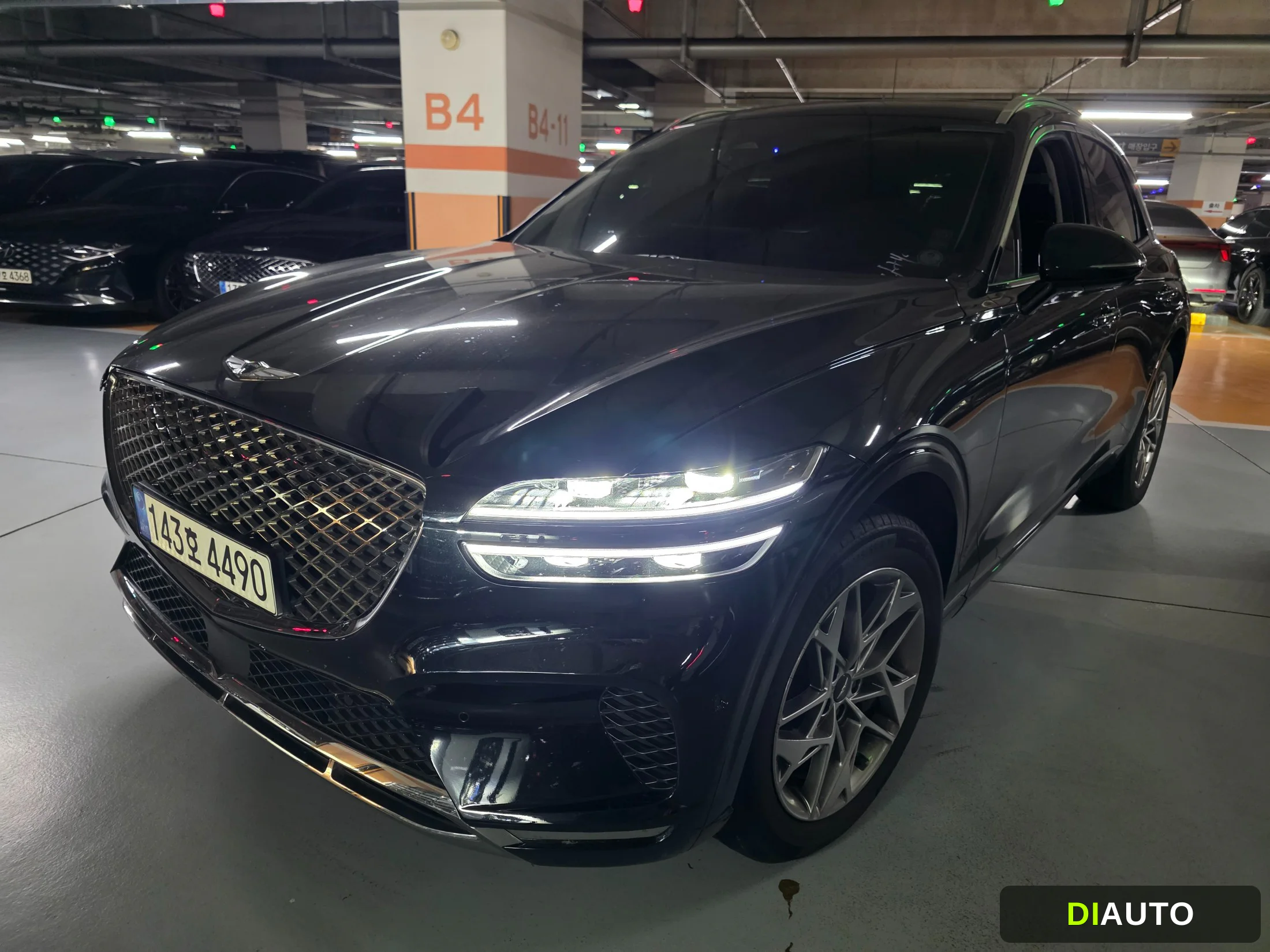 Genesis GV70